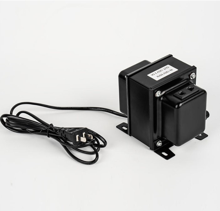 Hvorfor er EI-kjernedesignet mye brukt i Isolation Transformer?